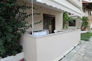 Meliton Inn Hotel & Suites By The Beach Neos Marmaras 3*,  Greece