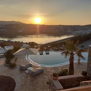 https://navy-blue-suites.hotels-in-mykonosisland.net