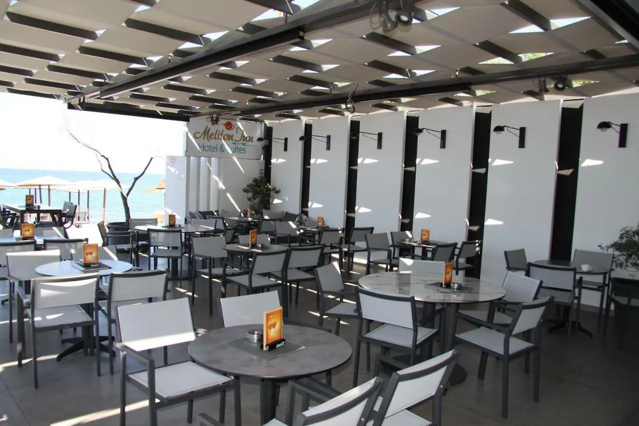 Meliton Inn Hotel & Suites By The Beach Neos Marmaras