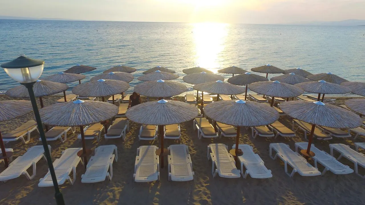 Meliton Inn Hotel & Suites By The Beach Neos Marmaras Greece